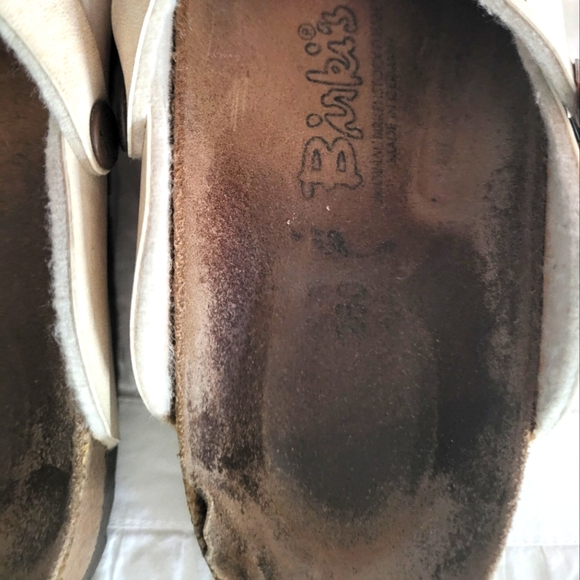 BIRKENSTOCK Birkis Dorian Cream Crisscross Clog Size: 9 - Picture 5 of 9